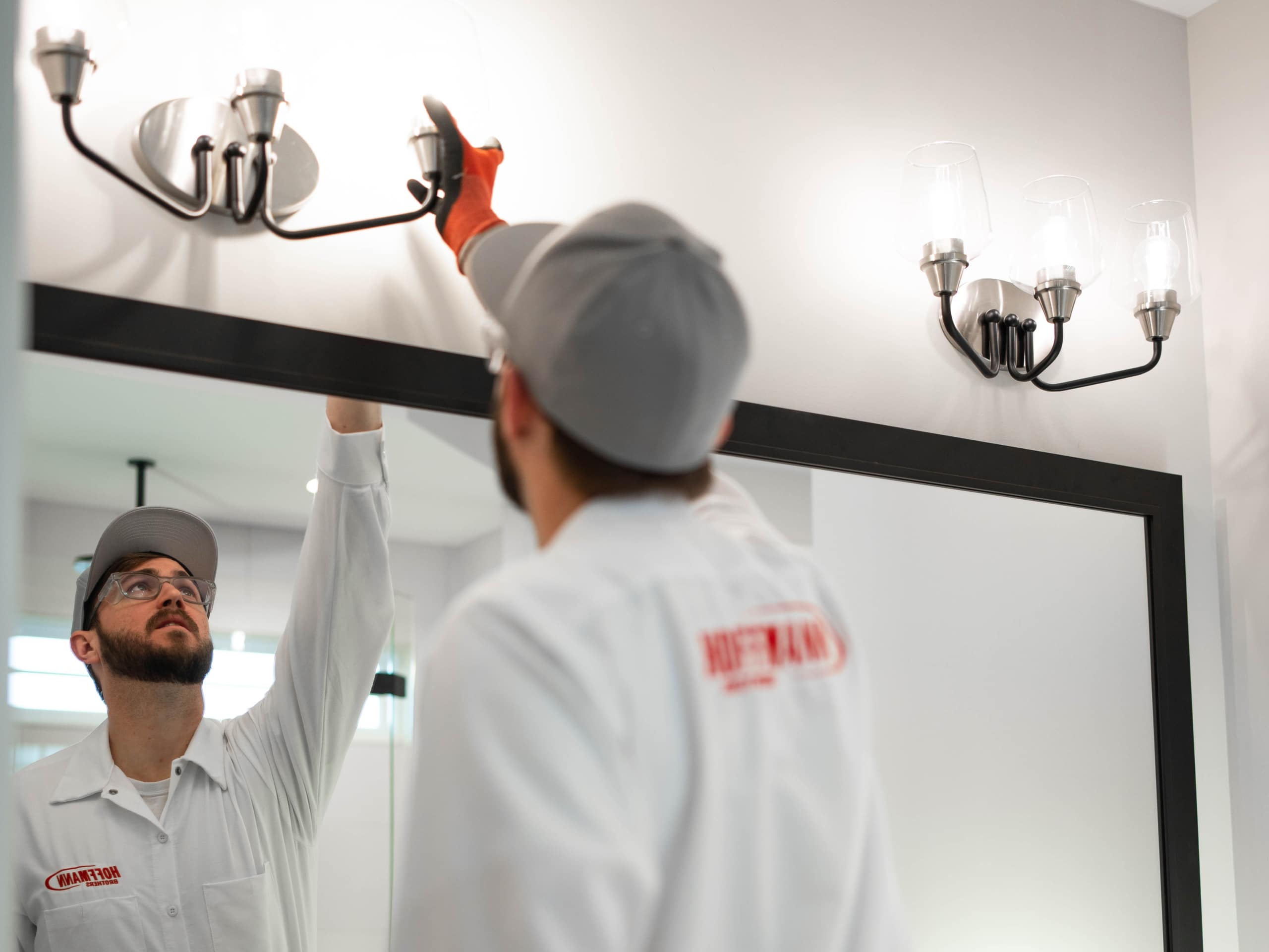 Bathroom light installation in Nashville