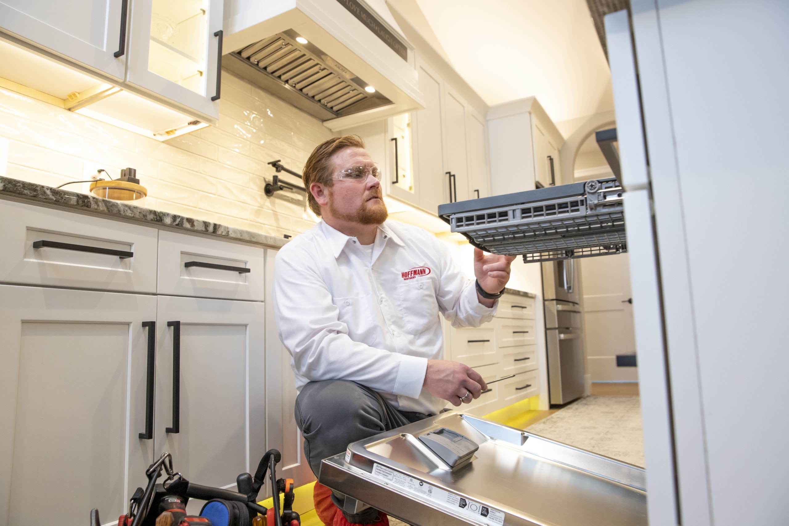 Dishwasher Repair Technician in Nashville